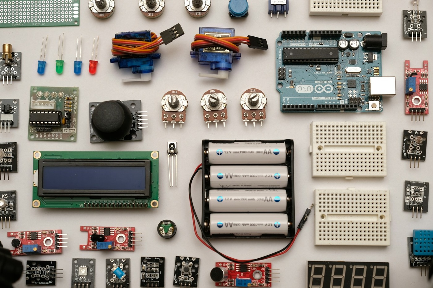 Arduino для початківців: входи, виходи й керування фізичним пристроєм
