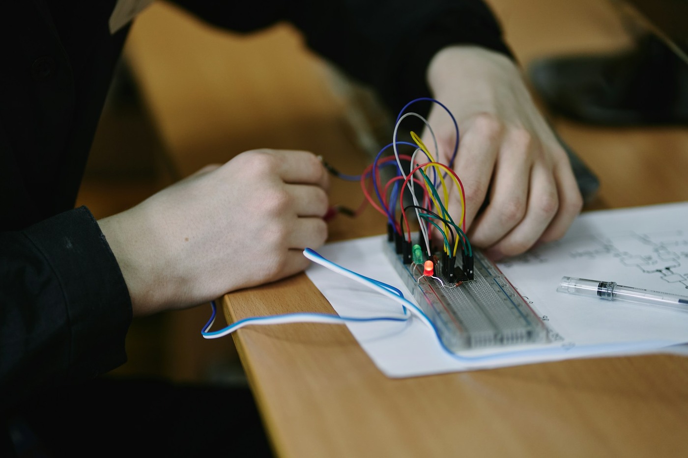 Ілюстрація до матеріалу: Arduino для початківців: входи, виходи й керування фізичним пристроєм